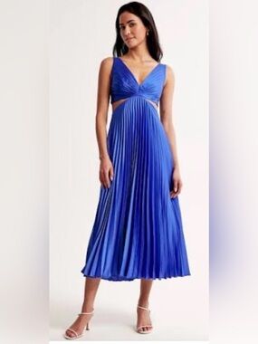 NWT Abercrombie & Fitch Giselle Pleated Cutout Blue Satin Maxi Dress,Size-Med